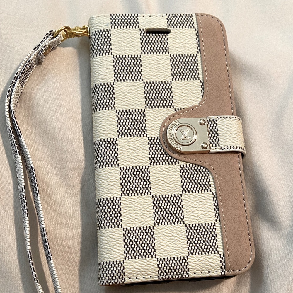 Louis Vuitton look alike